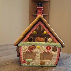 Ceramic Hand Painted Gingerbread House 1983